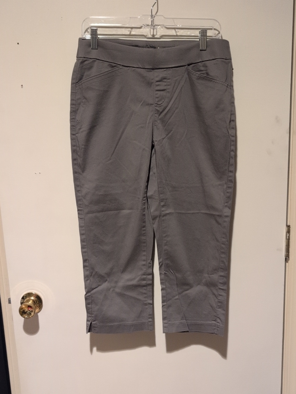 Lee Women's Gray Cropped Pants